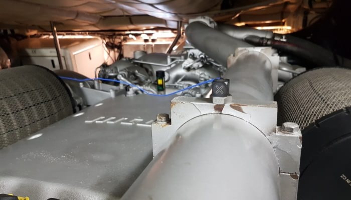 Vibration accelerometer yacht